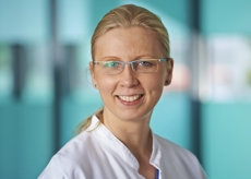 Frau Amelunxen, Anna