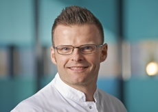 Herr Dr. med. Langenbrink, Lukas