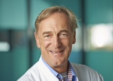 Herr Dr. med. Rapien, Heinrich-Josef
