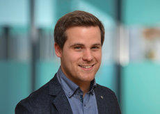 Herr Kösters, Daniel