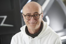 Dr. med. Hatami, Davar